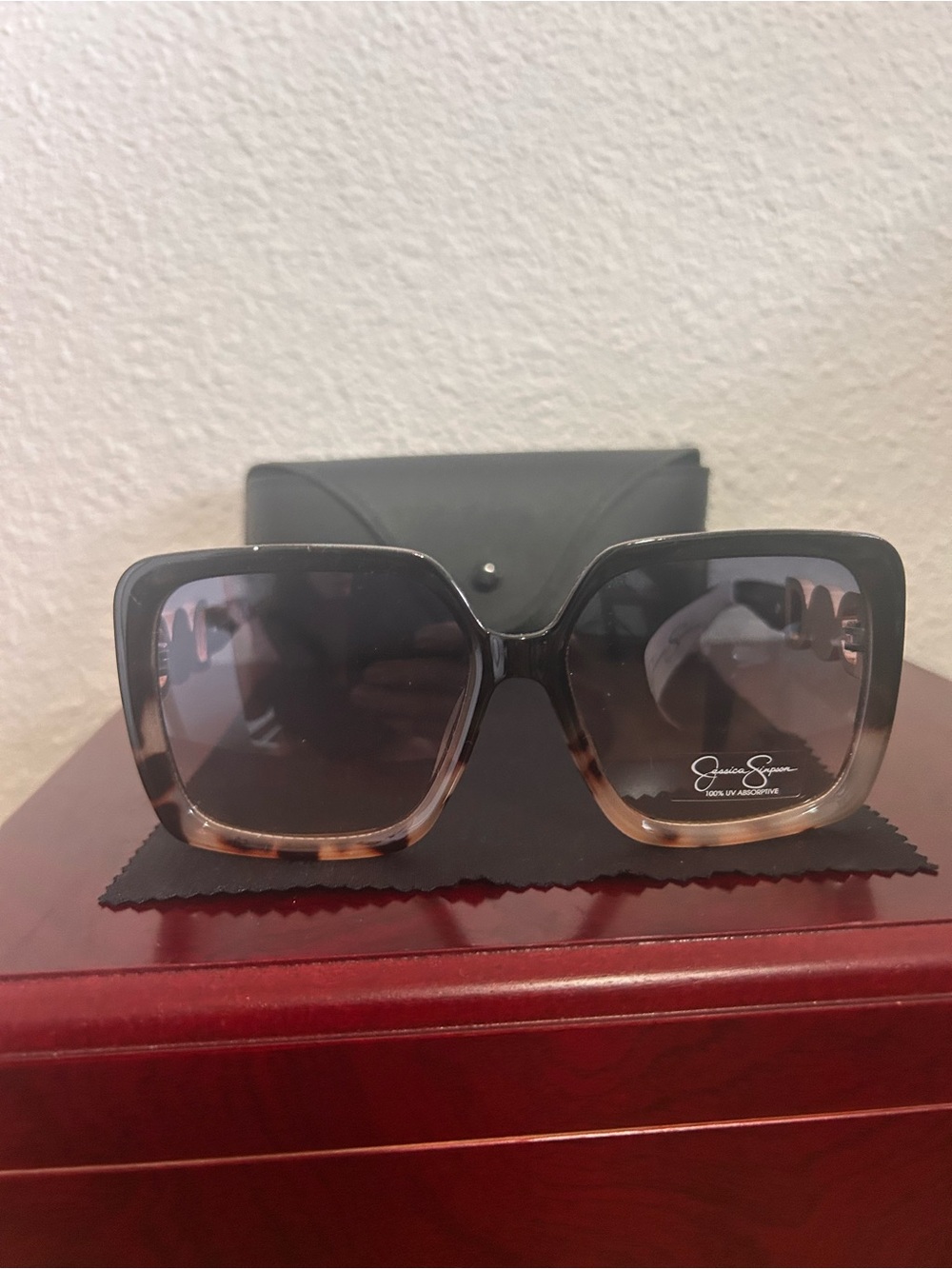 Jessica Simpson Women's Square Gradient Tortoiseshell Sunglasses - Brown
